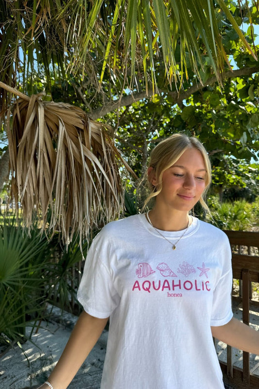 Aquaholic Tee Pink Print